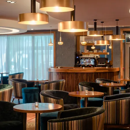 Tallaght Cross دبلن