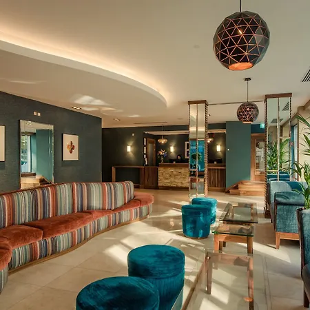 Hotel Tallaght Cross