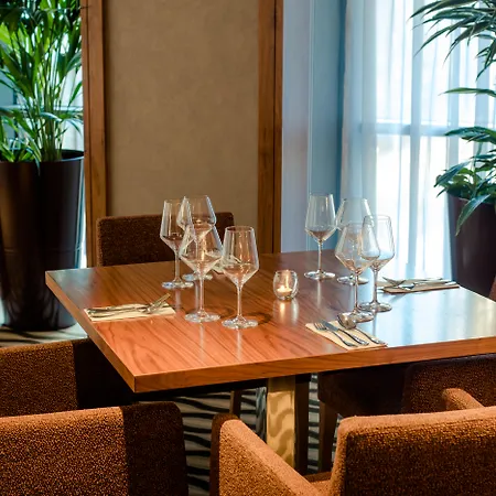 Tallaght Cross Hotel Dublin