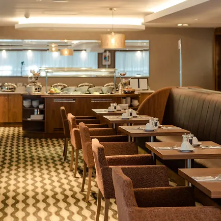 Tallaght Cross 4* Dublin