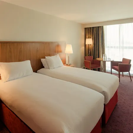 Tallaght Cross ダブリン